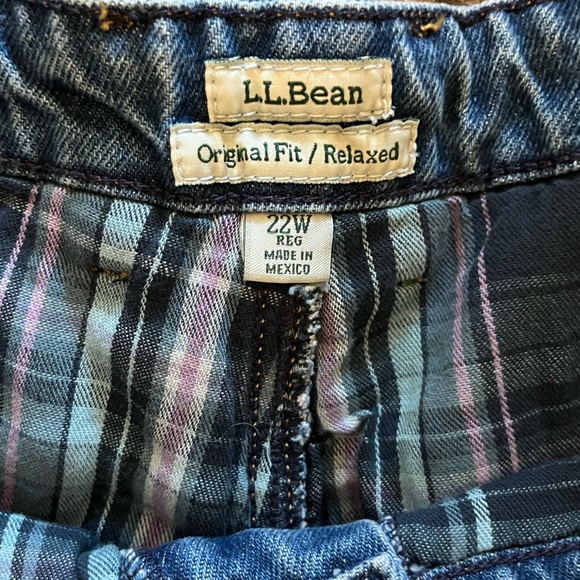 L.L Bean Lined Jean - Picture 2 of 2